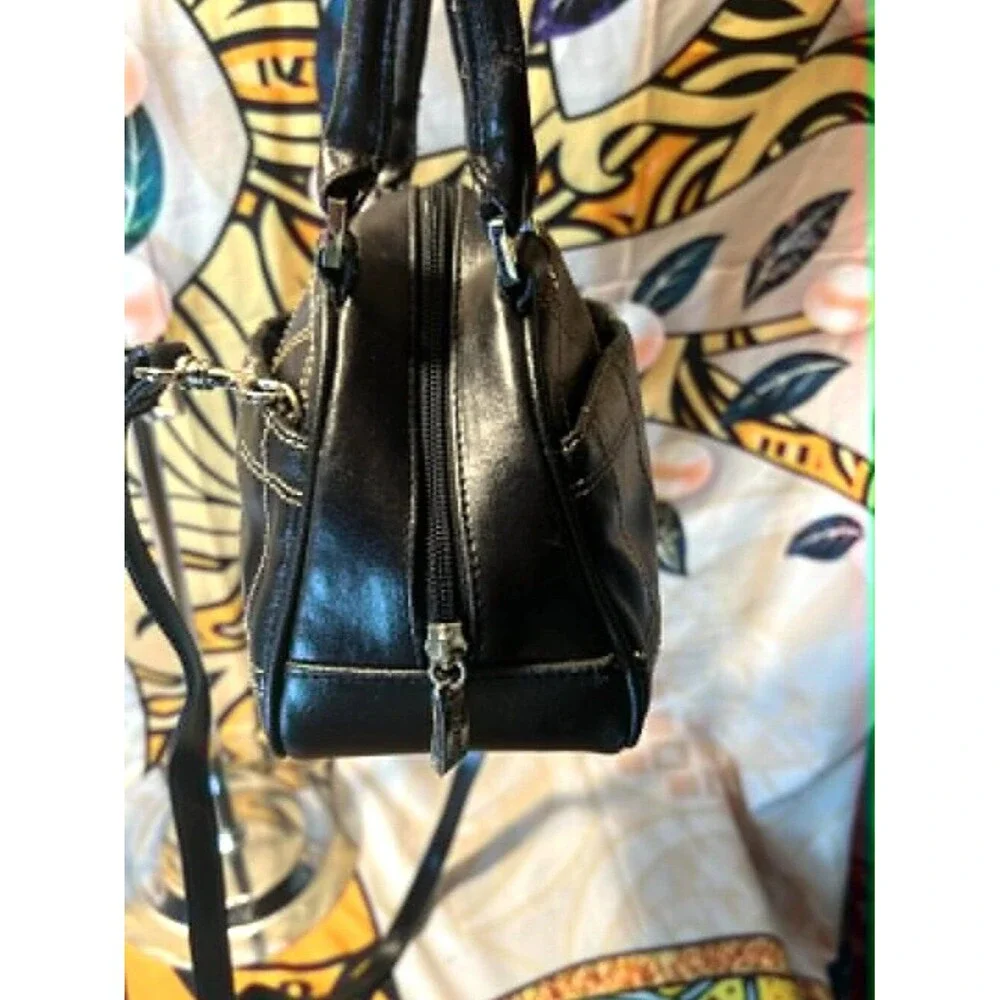 Wilsons Leather Maxima Black Structured Handbag w/ White Stitching & Strap